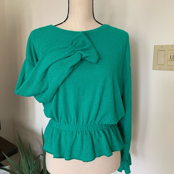 NWOT Zara ruffled top - Picture 3 of 4